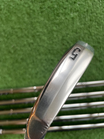 Srixon ZXi7 Irons 5-PW Stiff Flex Right Handed Mens Golf Clubs