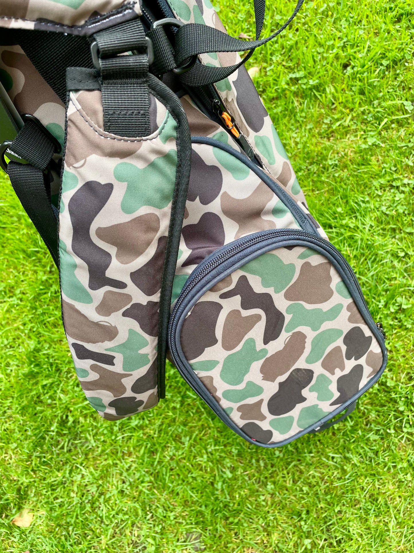 Taylormade Flextech Camo Carry Golf Bag