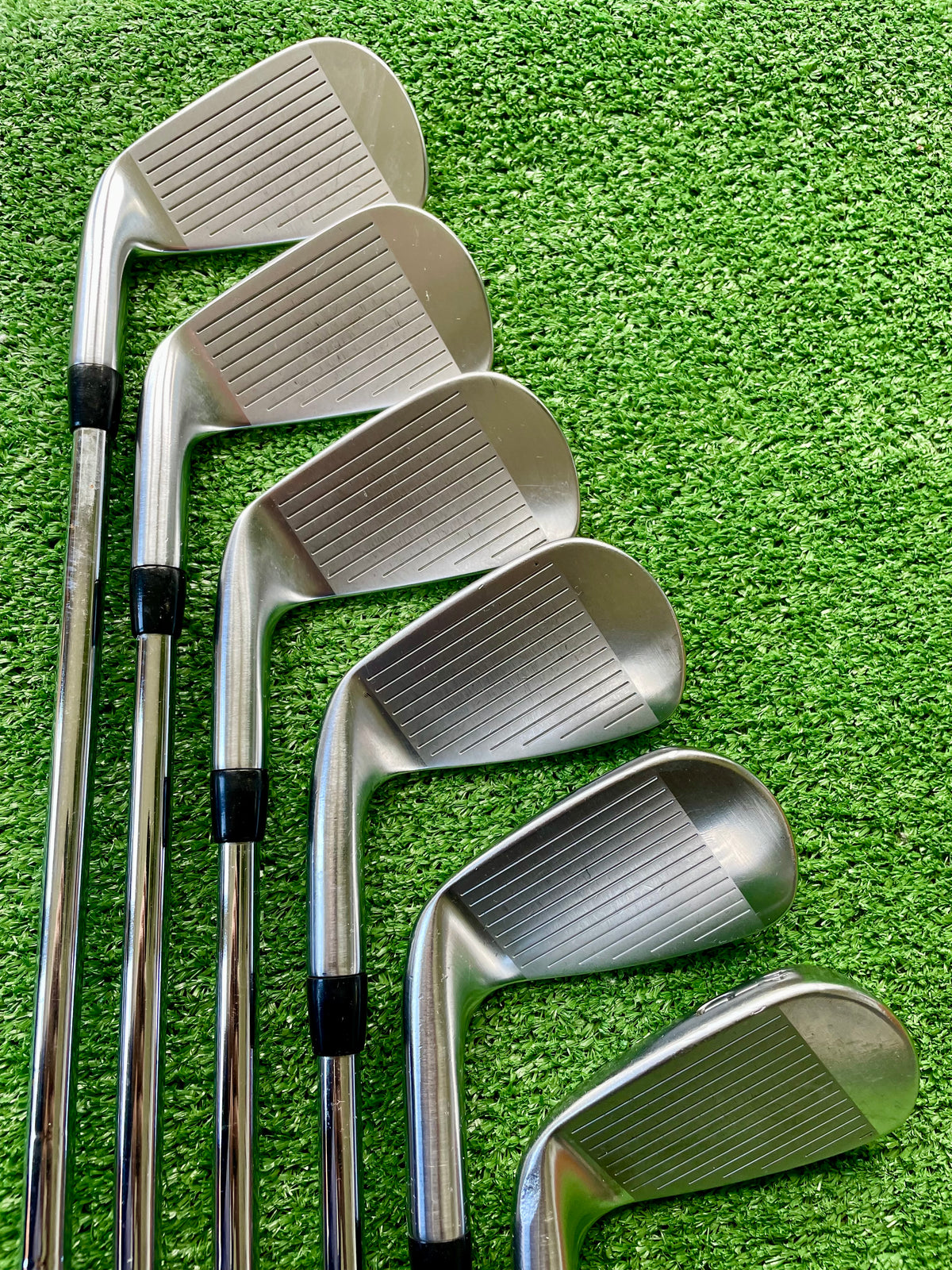 Titleist T100S Irons 5-PW Extra Stiff Flex Right Handed Mens Golf Clubs