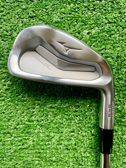 Mizuno Pro 243 Irons 4-PW Extra Stiff Flex Flex Right Handed Mens Golf Clubs