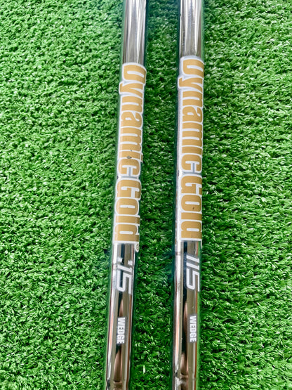 Cleveland CBX2 Wedge Set 50 58 Wedge Flex Right Handed Mens Golf Clubs