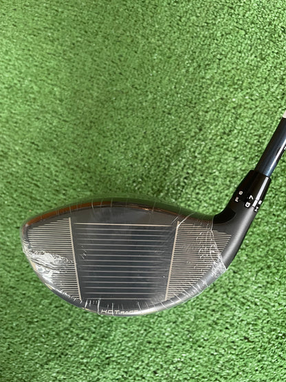 Cobra DS Adapt X Driver 10.5 Degree Stiff Flex Right Handed Mens Golf Club
