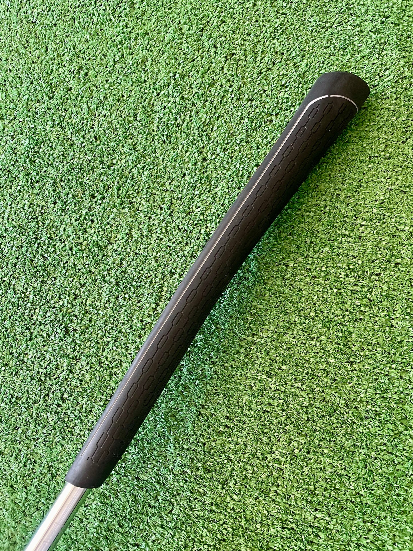 Scotty Cameron Studio Style Newport + Putter 34" Right Handed Mens Golf Club