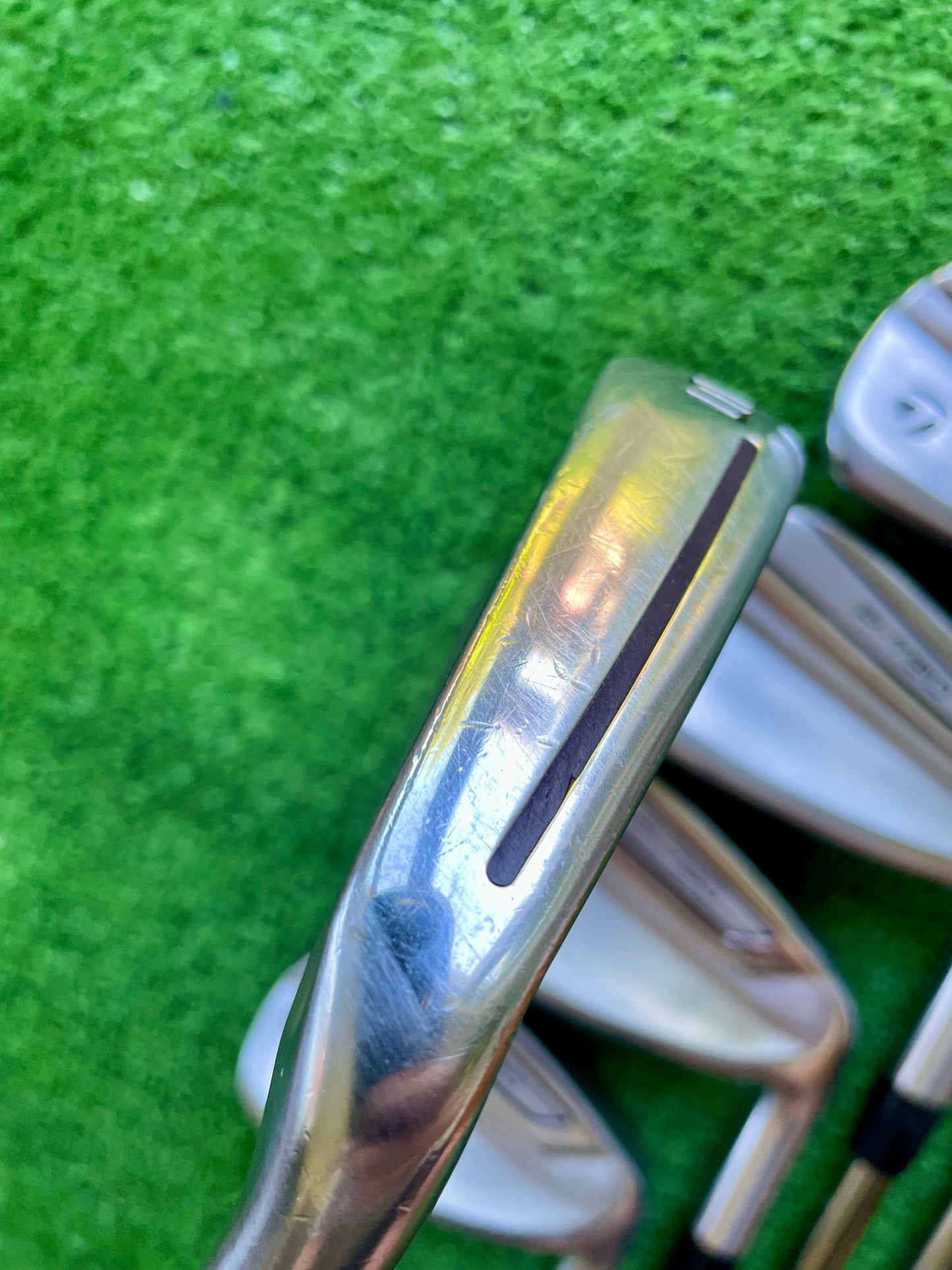 Taylormade P790 Irons 5-PW Regular Flex Graphite Right Handed Mens Golf Clubs