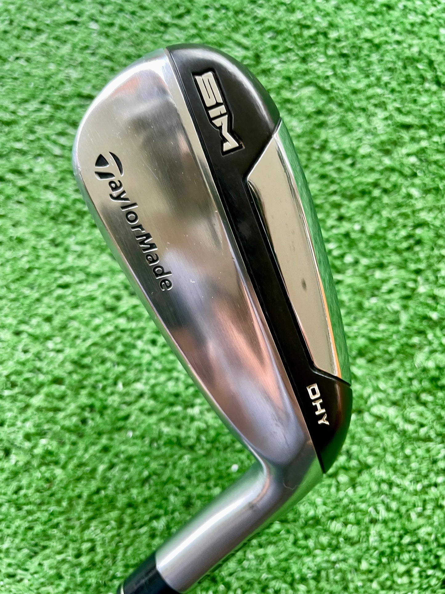 Taylormade Sim DHY Utility 4 Iron Regular Flex Right Handed Mens Golf Club