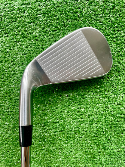 Callaway Quantum Max Irons 6-PW Regular Flex Right Handed Mens Golf Clubs