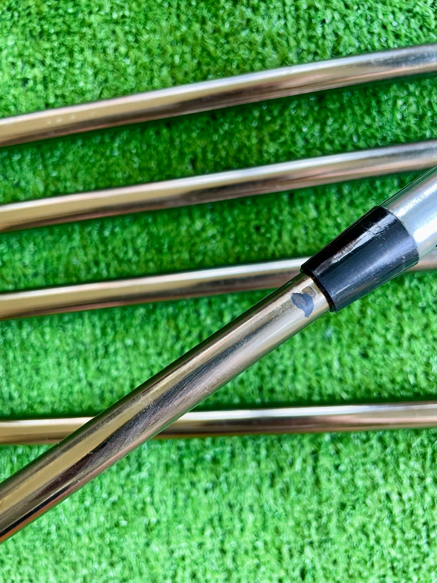 Taylormade P790 Irons 5-PW Regular Flex Graphite Right Handed Mens Golf Clubs