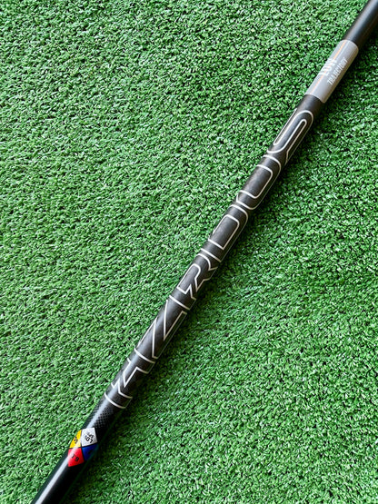 Wilson Dynapwr Carbon Driver 10.5 Degree Stiff Flex Right Handed Mens Golf Club