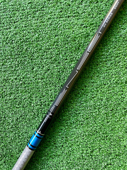 Cleveland XL Halo Hybrid 4 Rescue Regular Flex Right Handed Mens Golf Club