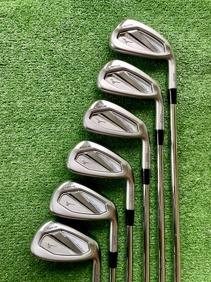 Mizuno JPX925 Hot Metal Irons 5-PW Regular Flex Right Handed Mens Golf Clubs