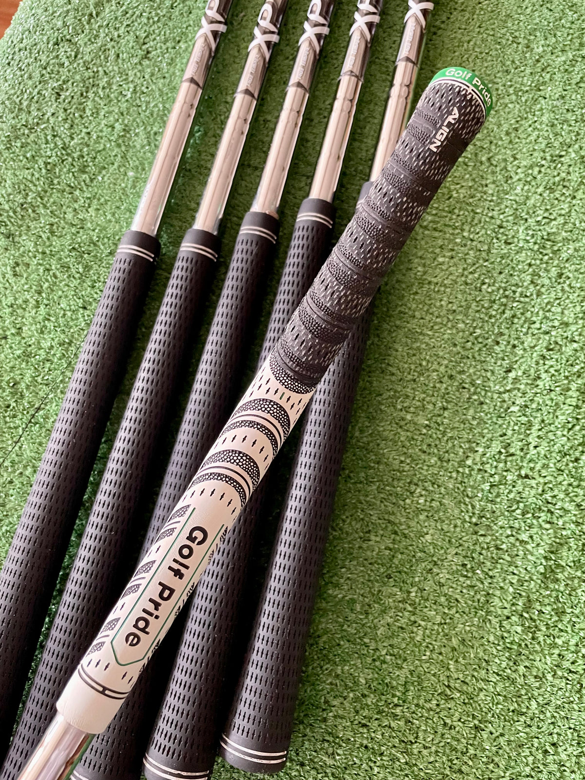 Ping G410 Irons 5-PW Regular Flex Right Handed Mens Golf Clubs