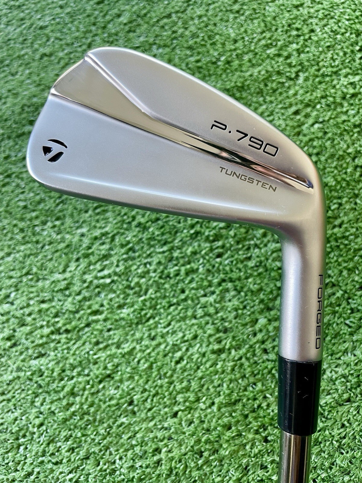 Taylormade P790 4 Iron Senior Flex Graphite Right Handed Mens Golf Club