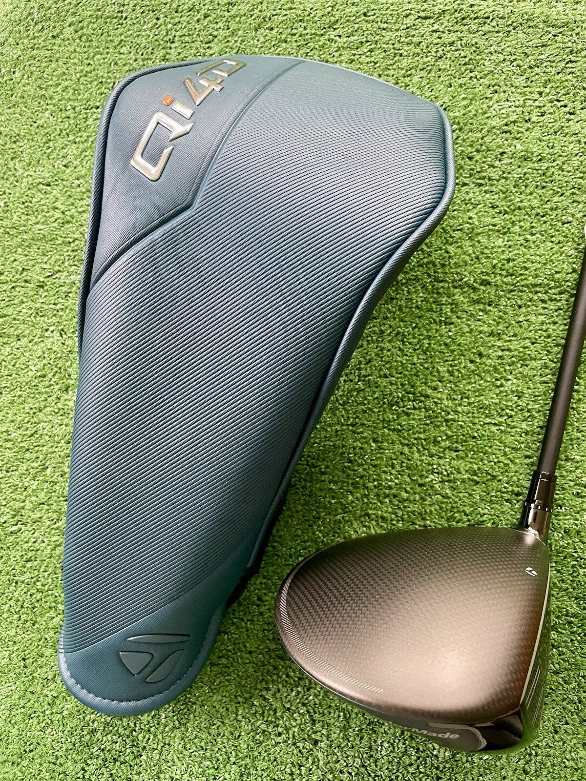 Taylormade Qi4D Driver 10.5 Degree Stiff Flex Right Handed Mens Golf Club