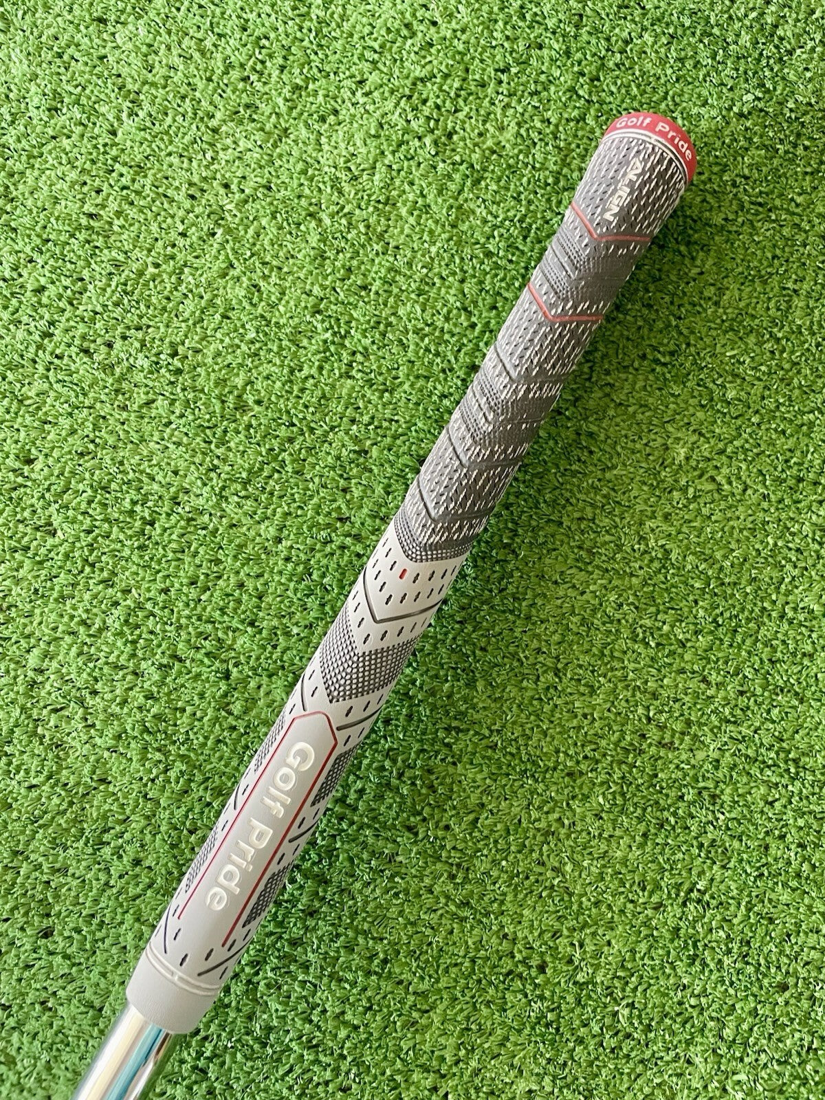 Titleist T100 4 Iron Stiff Flex Right Handed Mens Golf Club