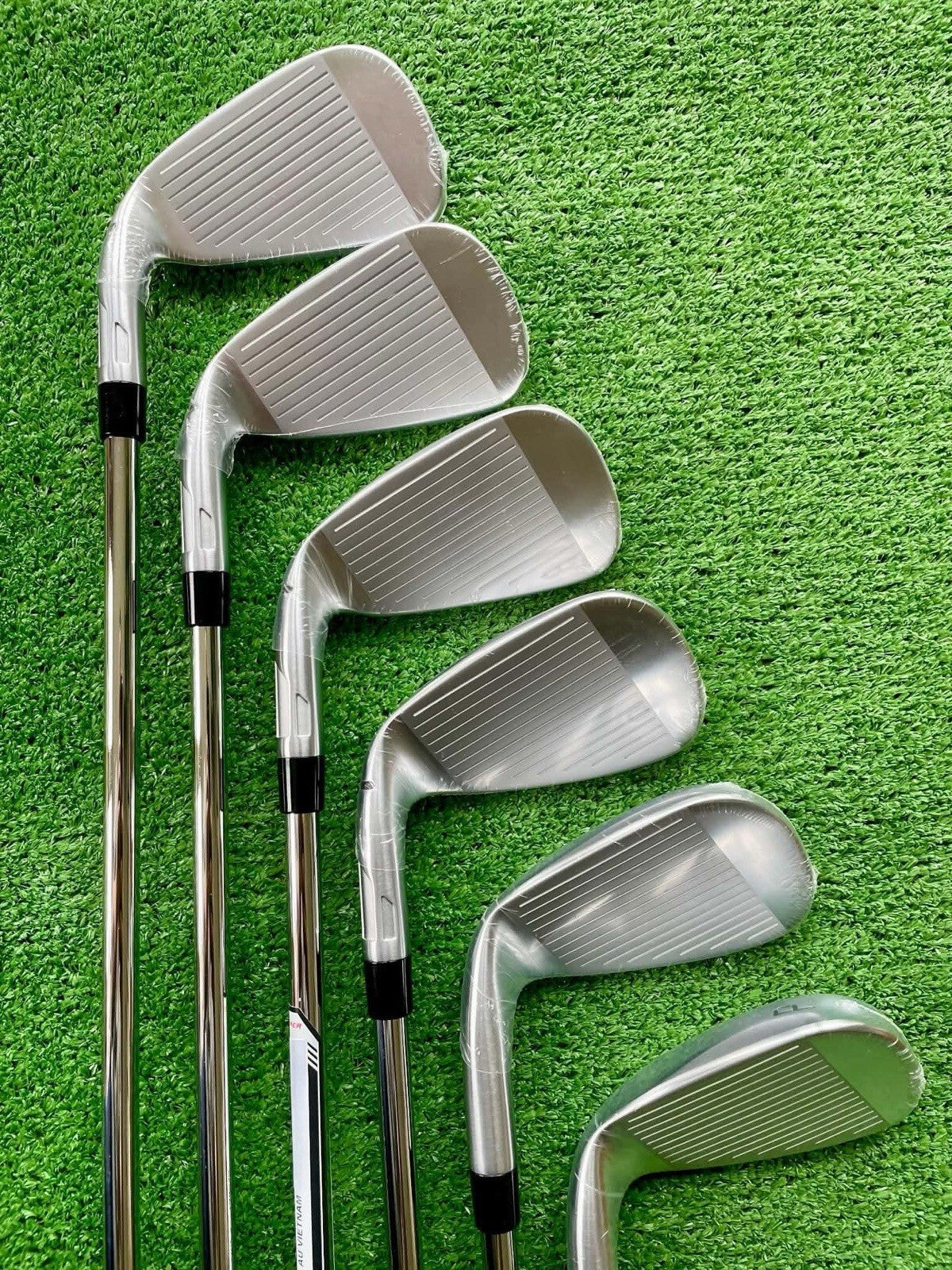 Taylormade Qi Max HL Irons 5-PW Regular Flex Right Handed Mens Golf Clubs