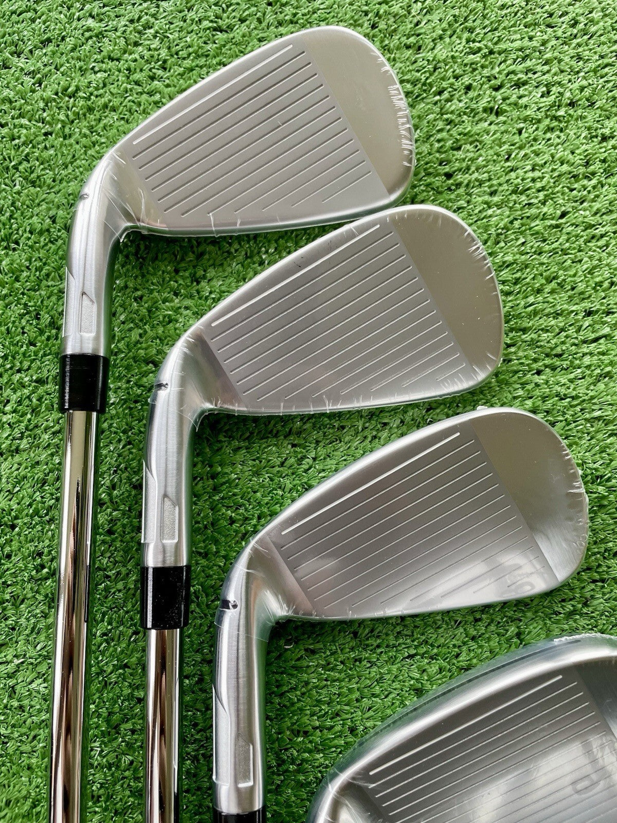 Taylormade Qi Max Irons 5-PW Stiff Flex Right Hand Mens Golf Clubs
