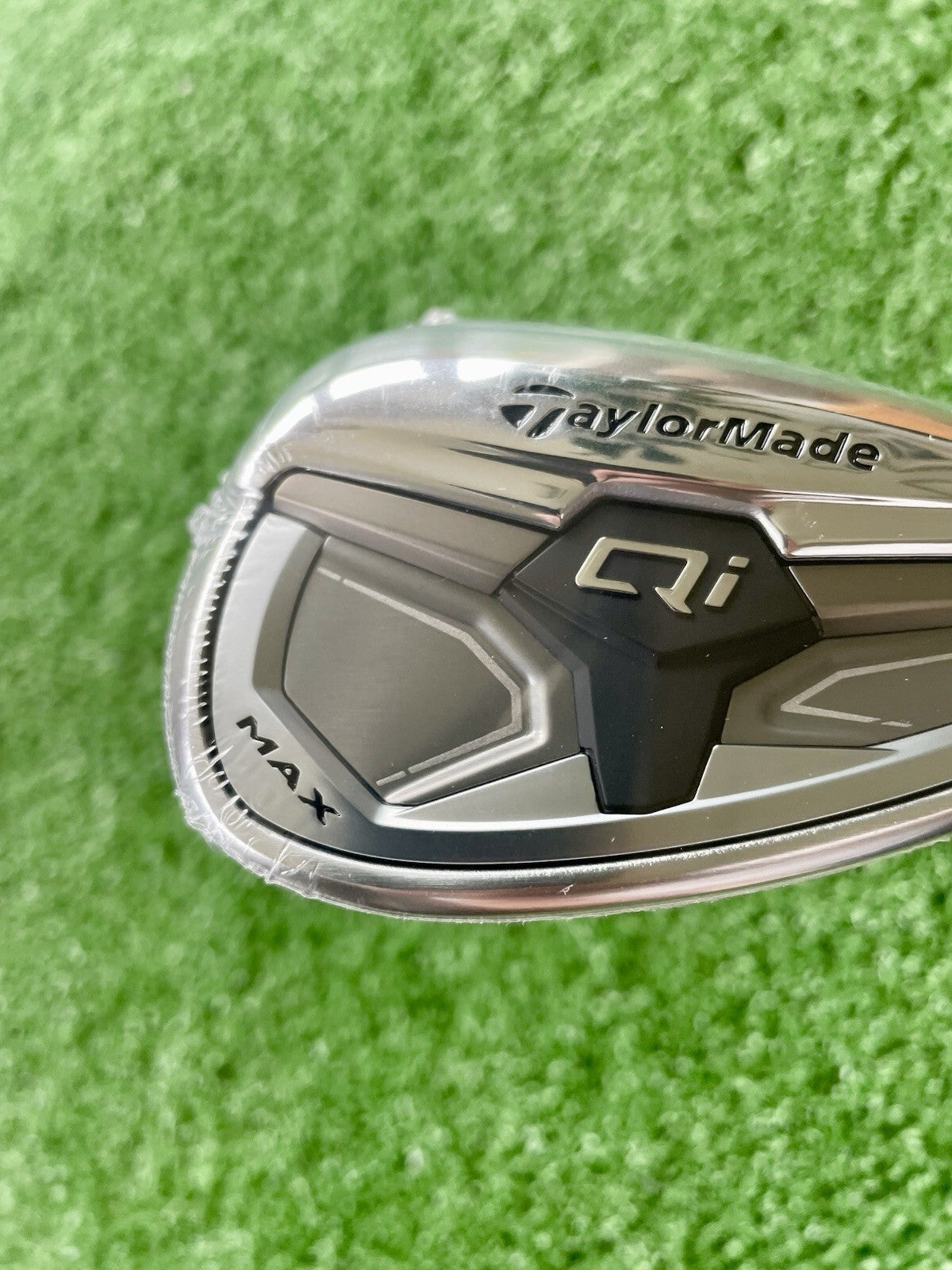 Taylormade Qi Max Sand Wedge Regular Flex Right Hand Mens Golf Club AD2
