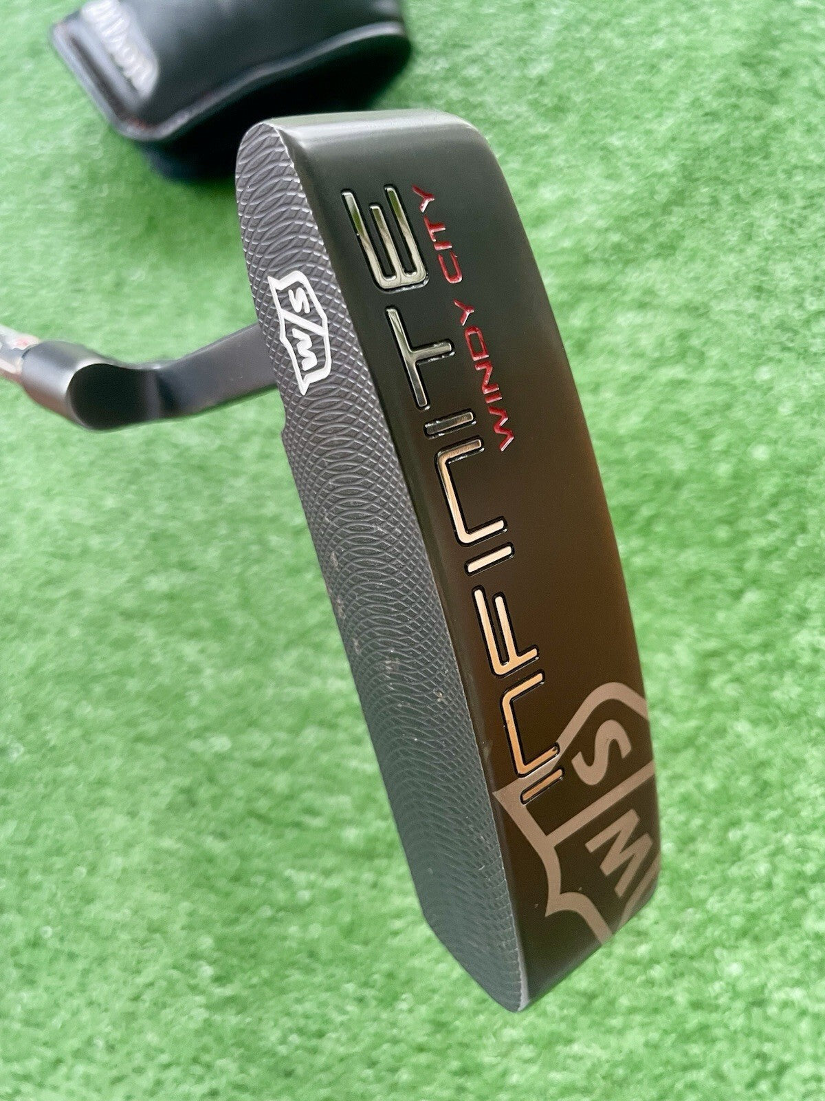 Wilson Infinite Windy City Putter 34" Right Handed Mens Golf Club