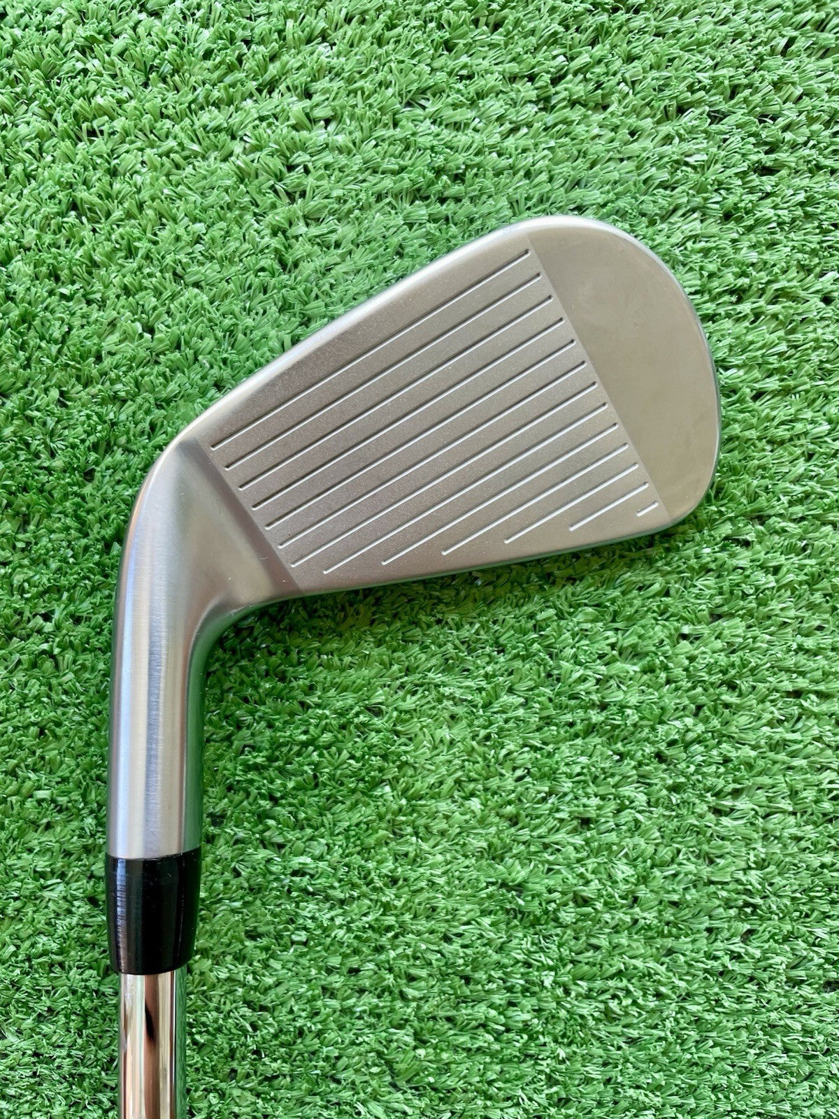 Titleist T100 Irons Current Model 5-PW Extra Stiff Flex RH Mens Golf Clubs