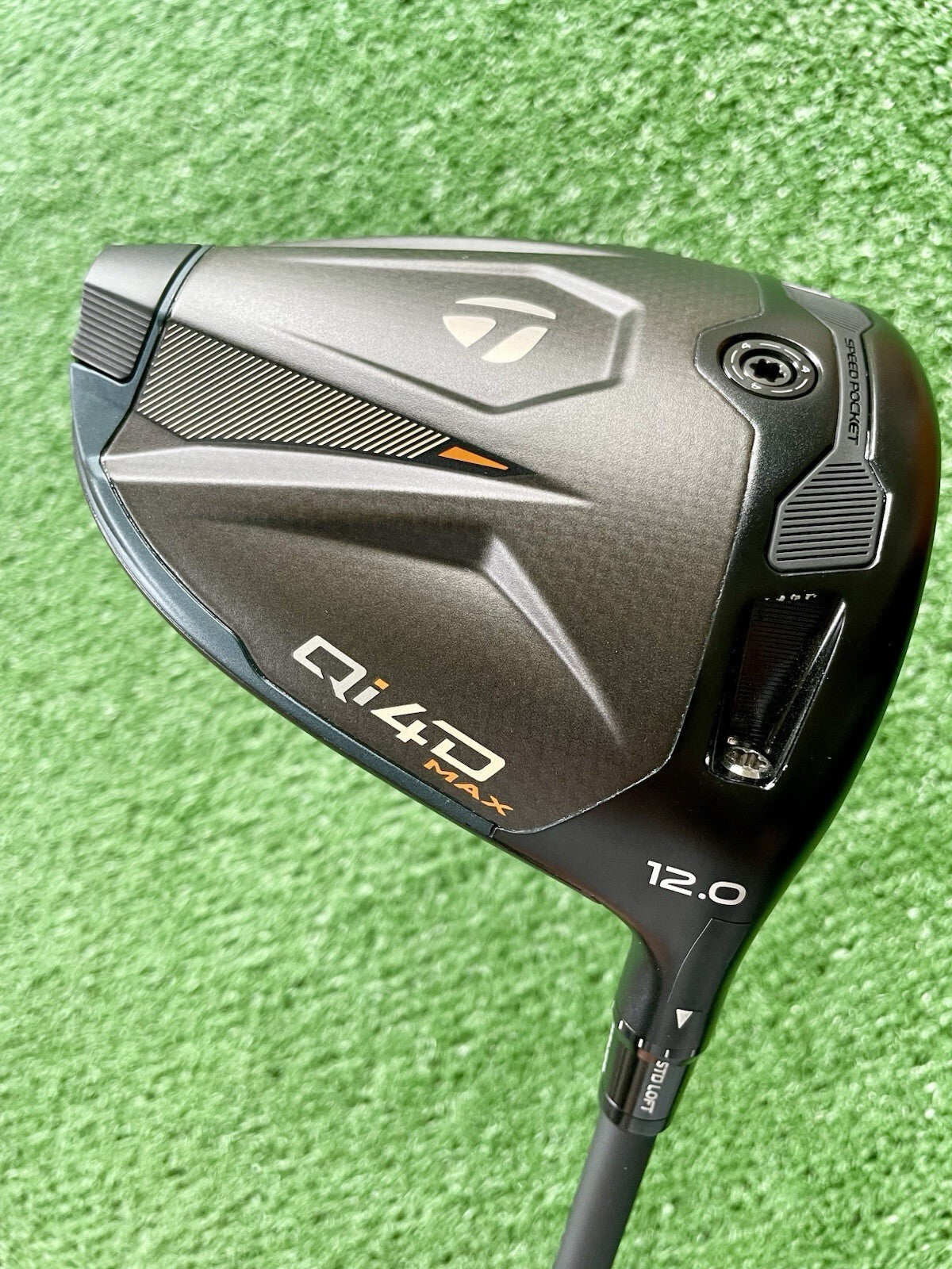 Taylormade Qi4D Max Driver 12 Degree Regular Flex Right Handed Mens Golf Club