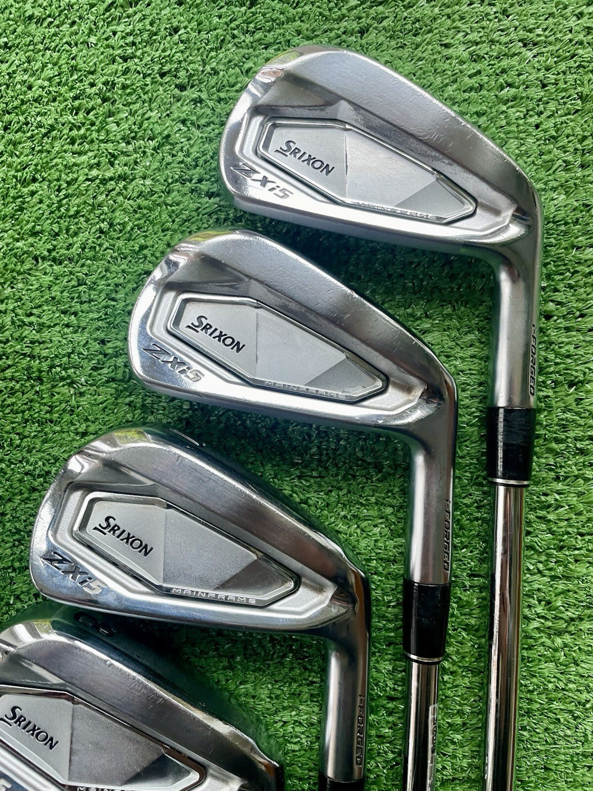 Srixon ZXi5 Forged Irons 5-PW Stiff Flex Right Handed -1/2" Mens Golf Clubs
