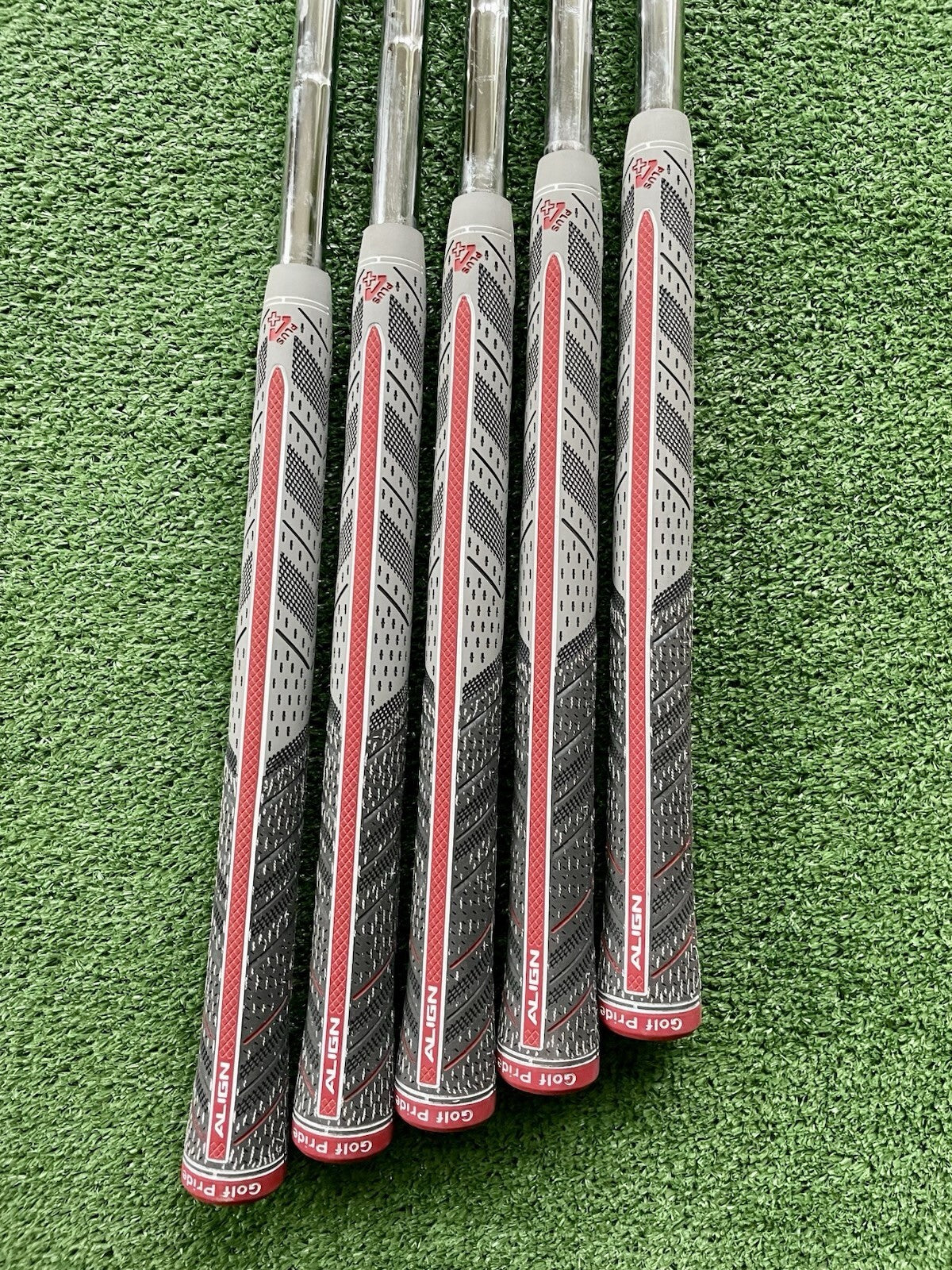 Wilson Staff Model Irons 6-PW Stiff Flex Right Handed Mens Golf Clubs