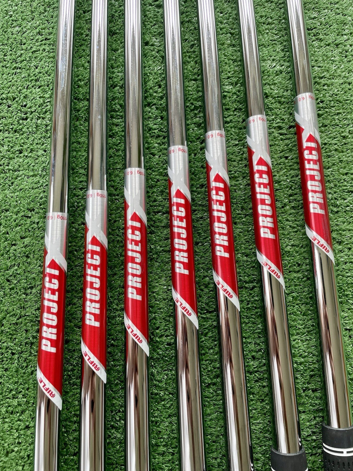 Titleist T100 Irons Current Model 4-PW Stiff Flex Right Handed Mens Golf Clubs