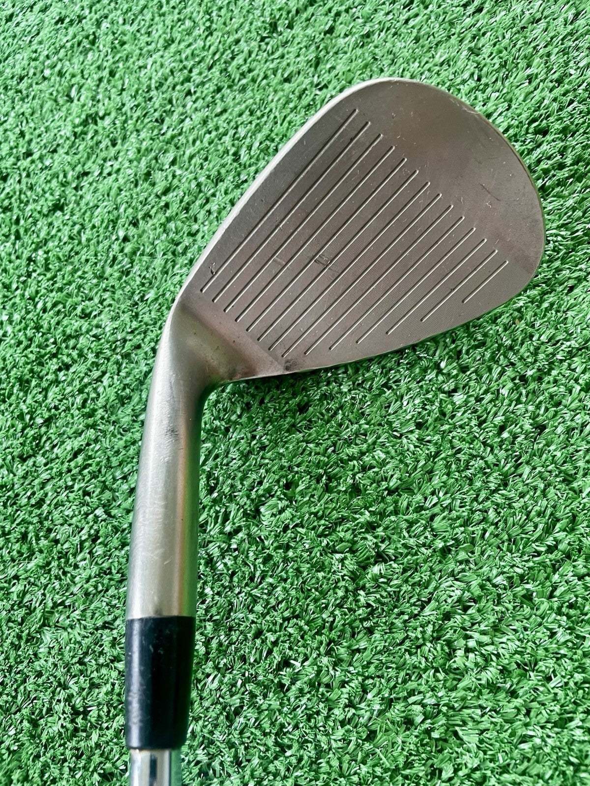 Mizuno T4 Sand Wedge 56 10 Stiff Flex Right Handed Mens Golf Club