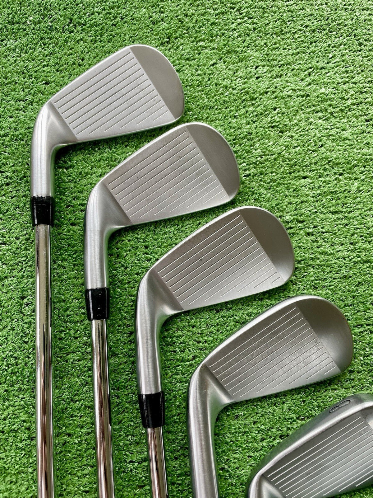 Titleist T100 Irons Current Model 4-PW Stiff Flex Right Handed Mens Golf Clubs