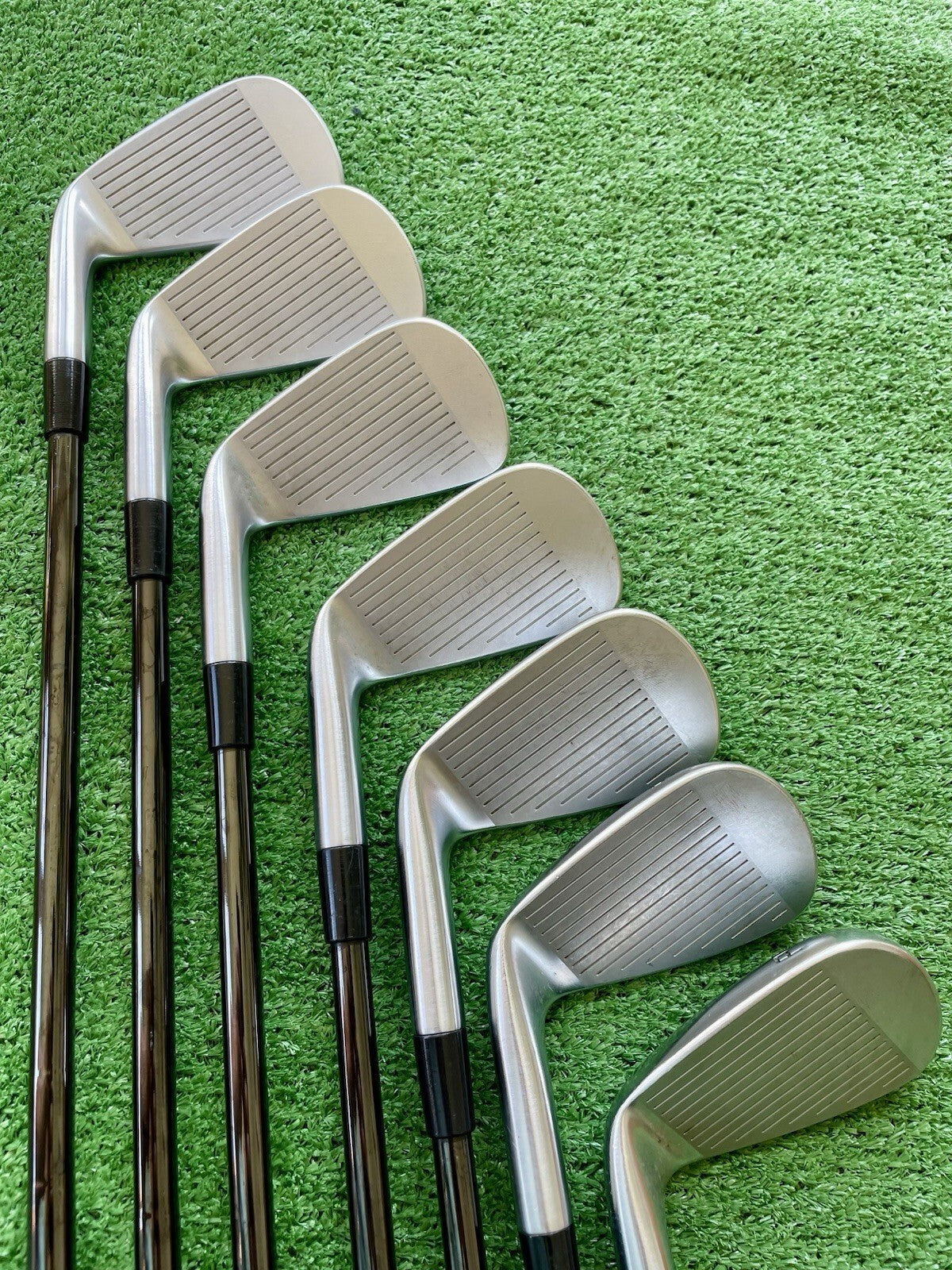 Taylormade P7CB Irons 4-PW Current Model Extra Stiff Right Hand Mens Golf Clubs