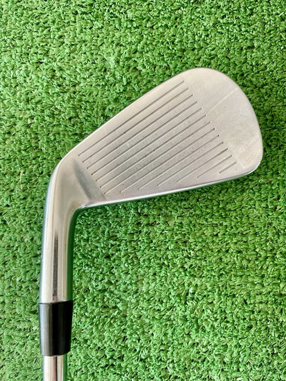Taylormade P790 4 Iron Stiff Flex Right Hand Mens Golf Clubs