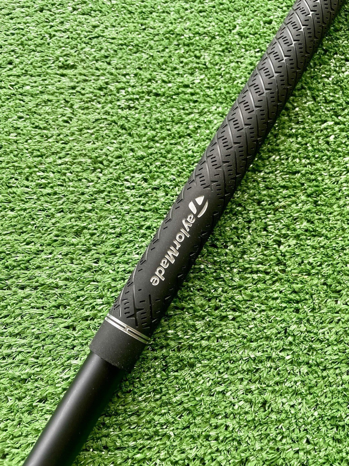 Taylormade Qi4D Driver 10.5 Degree Regular Flex Left Handed Mens Golf Club