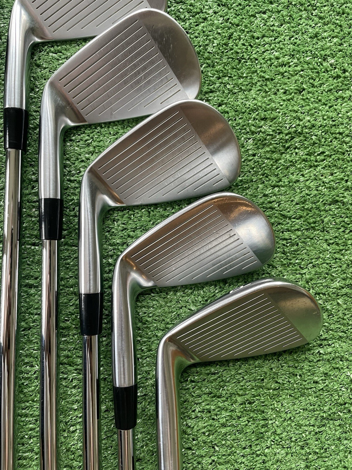 Mizuno Pro 241 Irons 4-PW Stiff Flex Right Handed Mens Golf Clubs