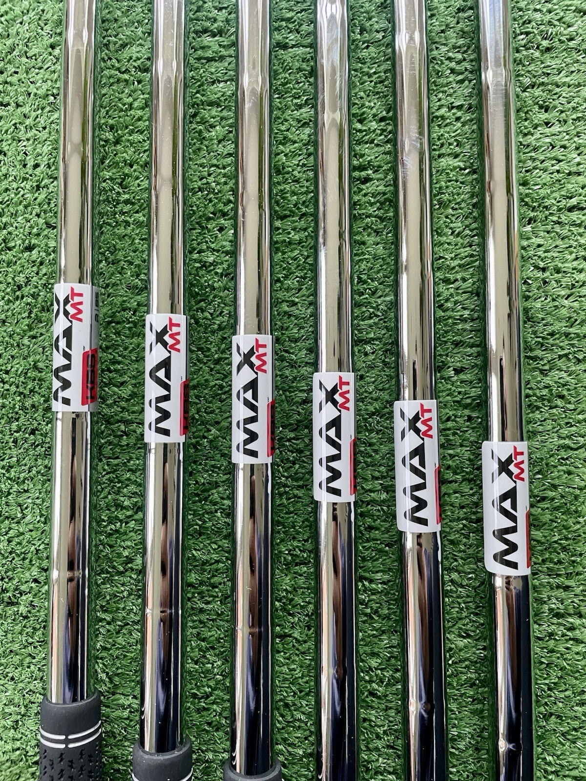 Taylormade Qi Max Irons 5-PW Regular Flex Left Handed Mens Golf Clubs