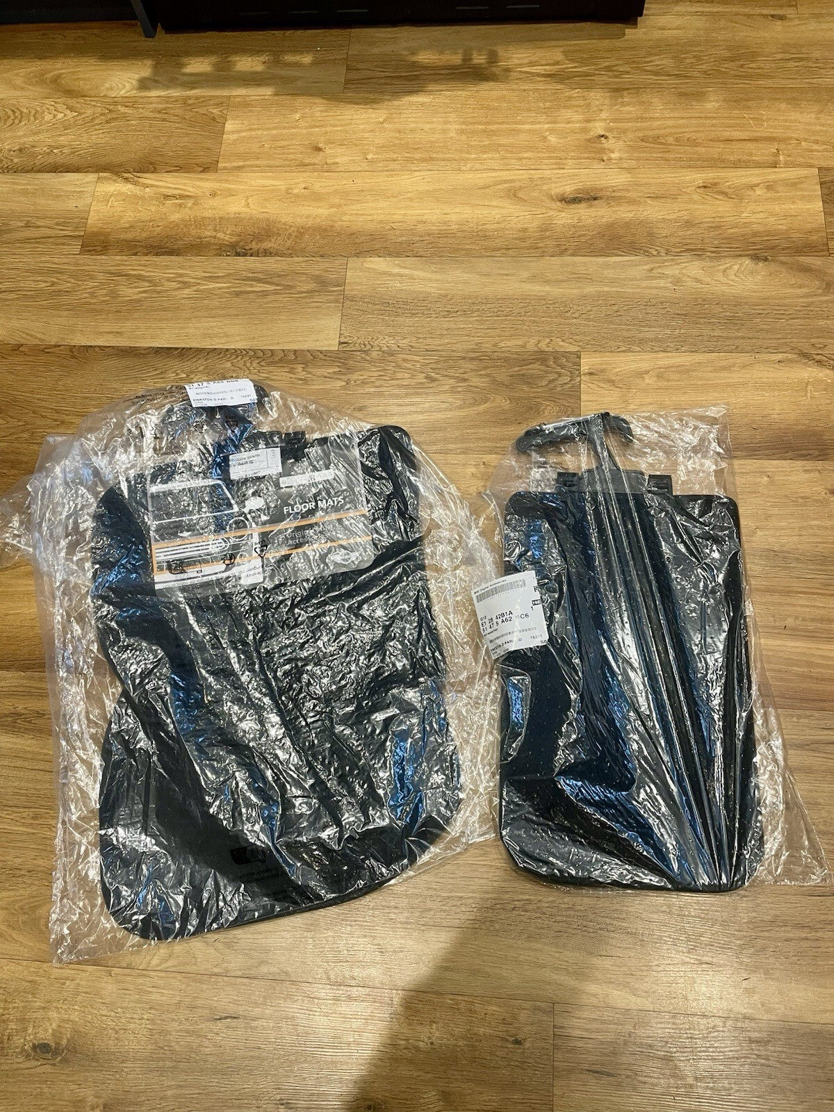 Genuine Mini Countryman E SE ALL4 U25  Black Velour Mat Set - Front & Rear 4 Off