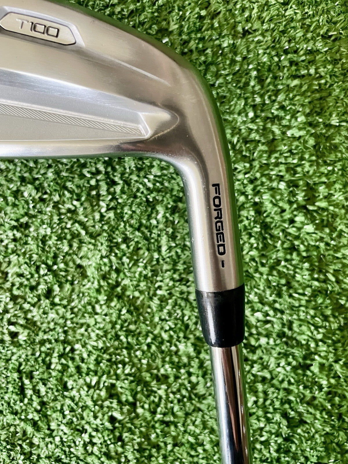 Titleist T100 4 Iron Regular Flex Right Handed Mens Golf Club
