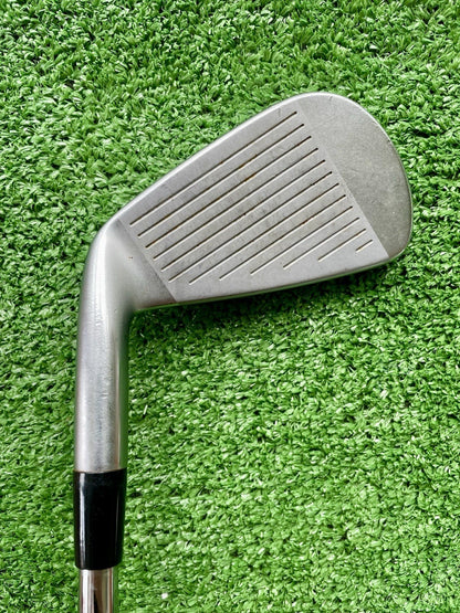 Mizuno JPX900 Tour Forged Irons 4-PW Stiff Flex Right Handed Mens Golf Clubs