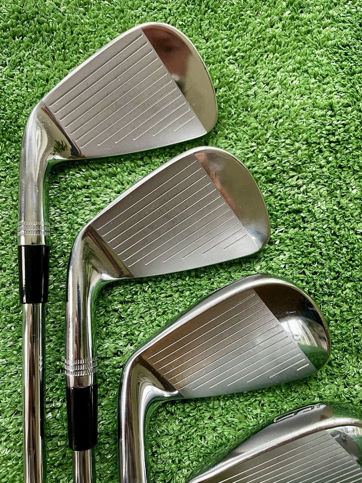 Wilson Staff Model Irons 6-PW Stiff Flex Right Handed Mens Golf Clubs